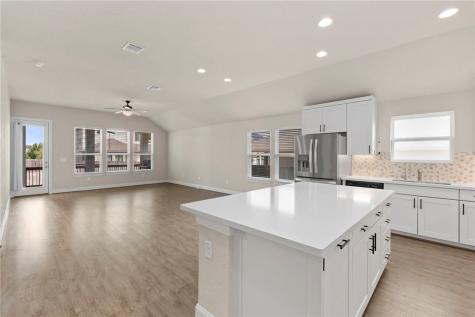 6533 Crockett Schertz TX 78108
