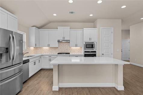 6533 Crockett Schertz TX 78108