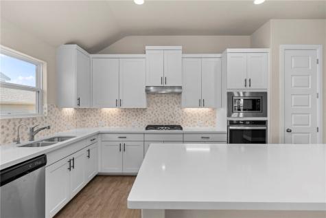 6533 Crockett Schertz TX 78108