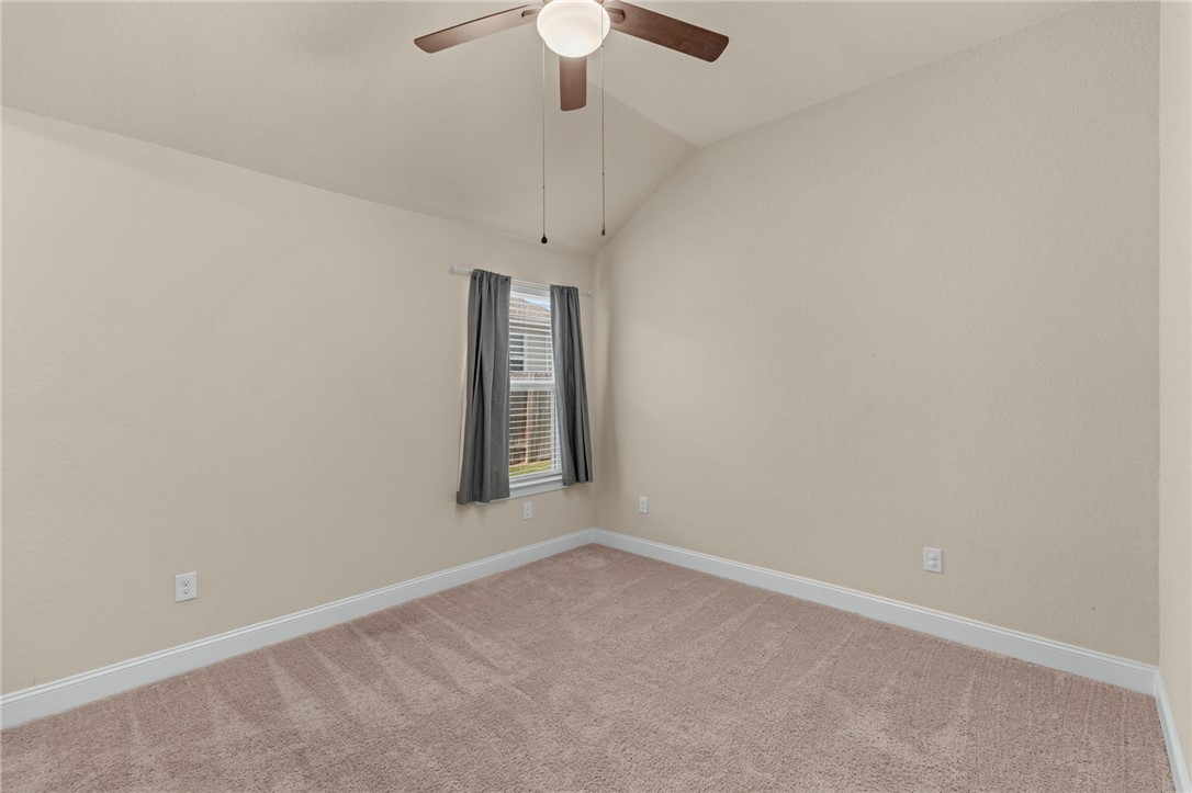 6533 Crockett Schertz TX 78108