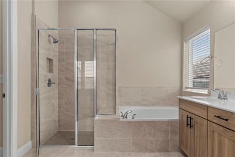 6533 Crockett Schertz TX 78108