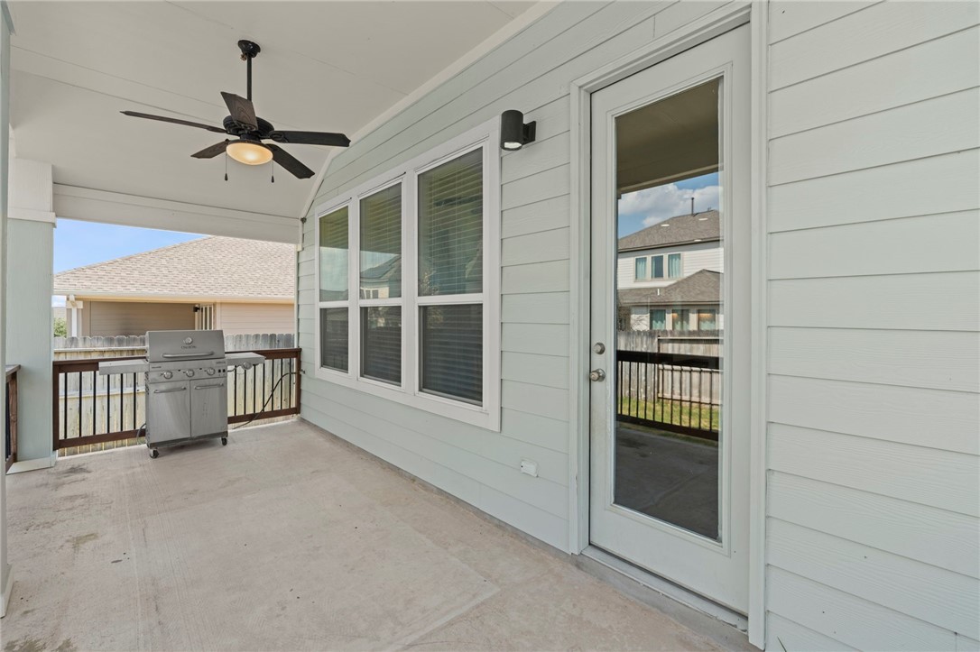 6533 Crockett Schertz TX 78108