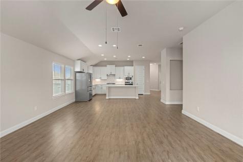 6533 Crockett Schertz TX 78108