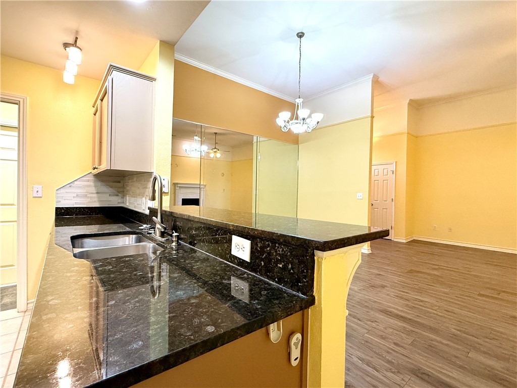 6653 Downing Street 5 Corpus Christi TX 78414