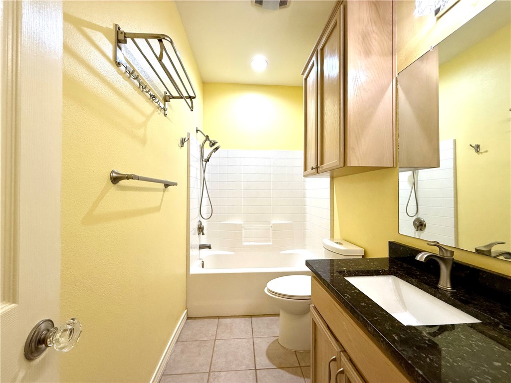 6653 Downing Street 5 Corpus Christi TX 78414