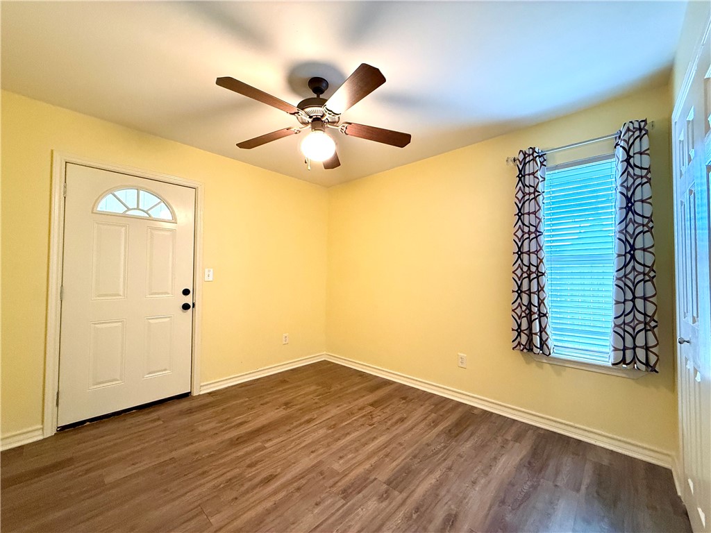 6653 Downing Street 5 Corpus Christi TX 78414