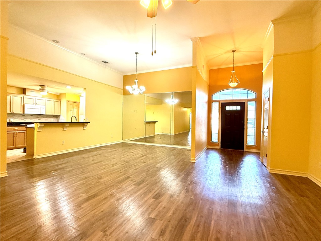 6653 Downing Street 5 Corpus Christi TX 78414