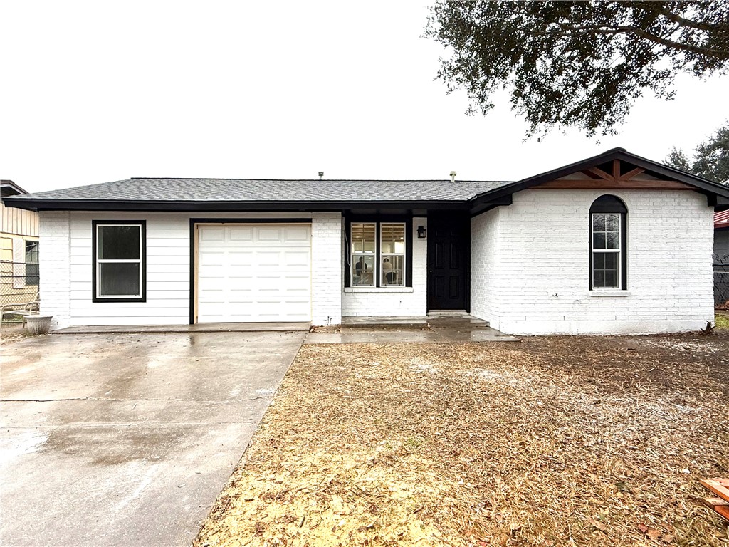 1801 Tina Street Alice TX 78332