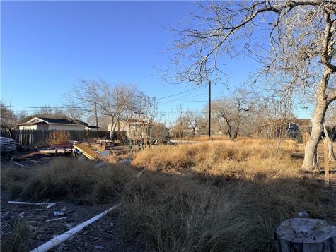 200 W 4th Street Bishop TX 78343