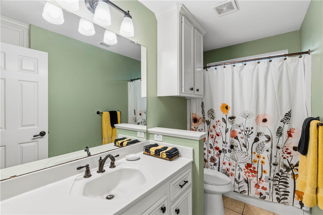 6145 Strasbourg Drive Corpus Christi TX 78414