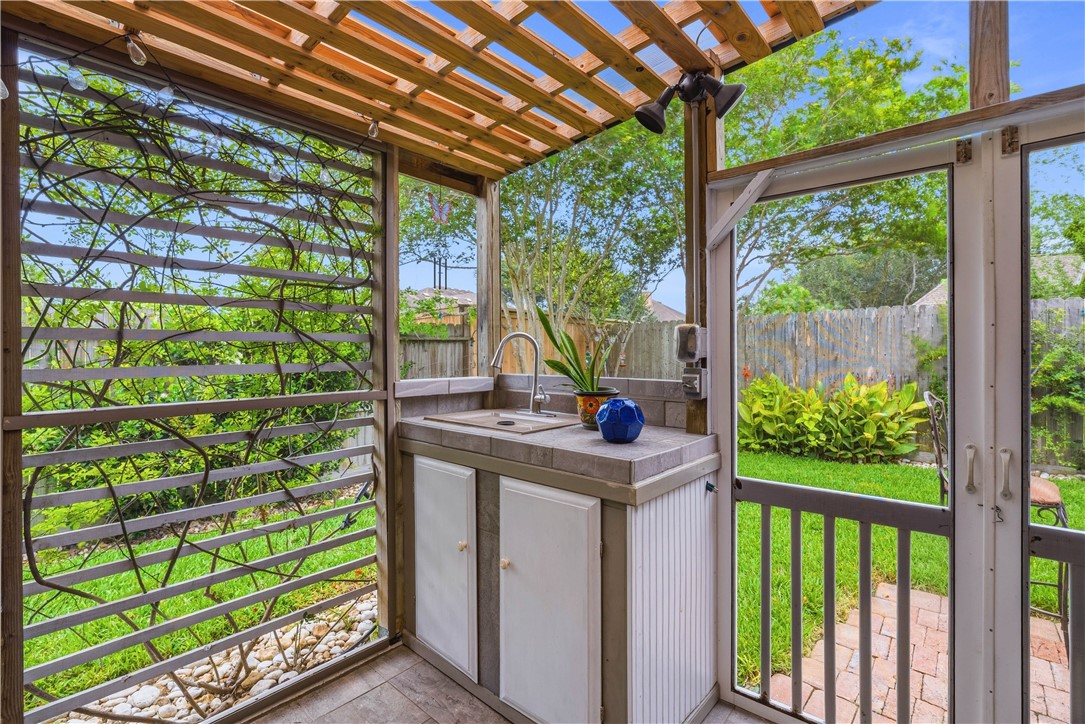 6145 Strasbourg Drive Corpus Christi TX 78414