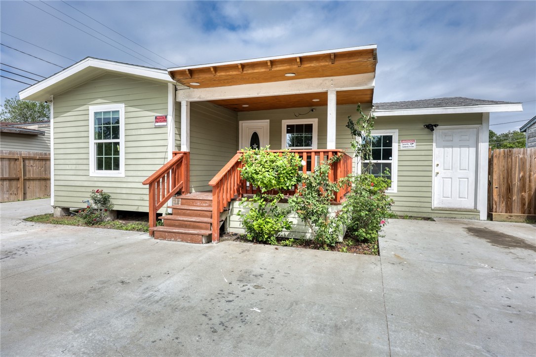 2729 Elizabeth Street Corpus Christi TX 78404