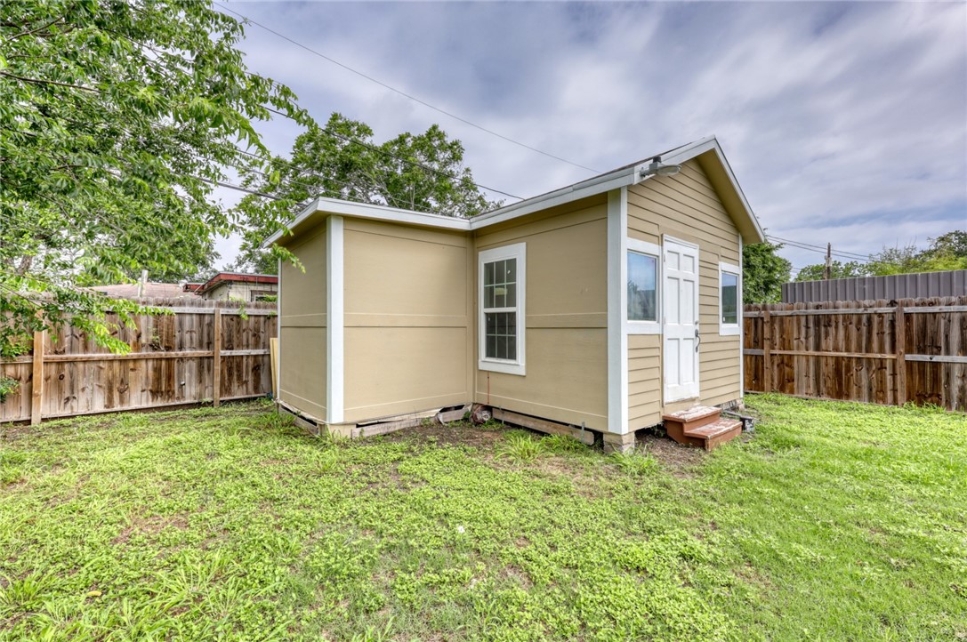 2729 Elizabeth Street Corpus Christi TX 78404