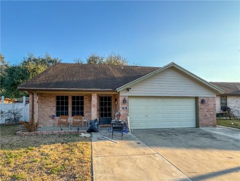 1106 Stonegate Street Alice TX 78332