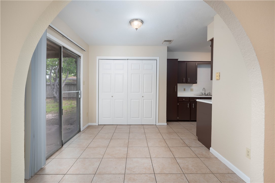 2610 Tonga Drive Corpus Christi TX 78418