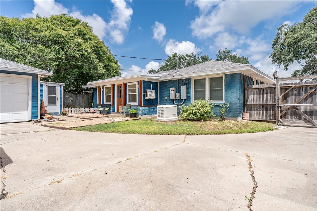 521 Brawner Parkway Corpus Christi TX 78411
