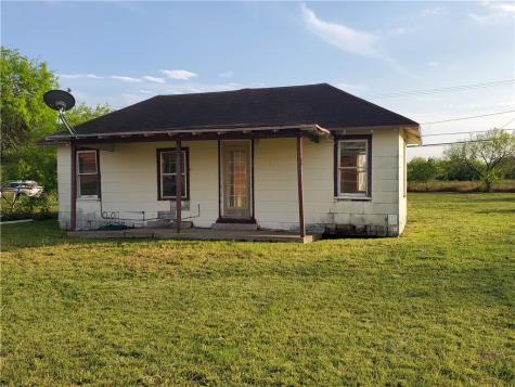1002 E 6th Street Bishop TX 78343