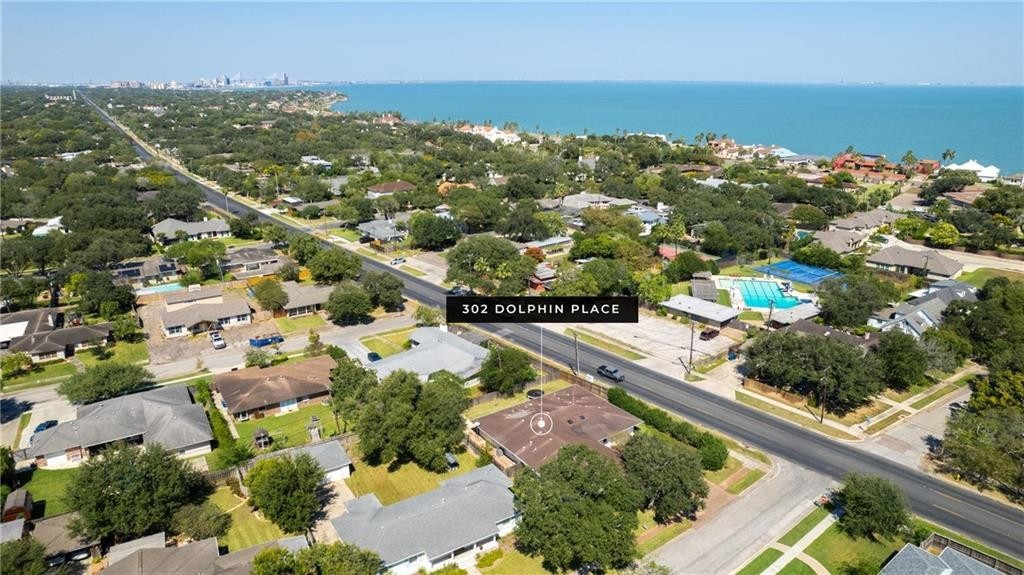 302 Dolphin Place Corpus Christi TX 78411