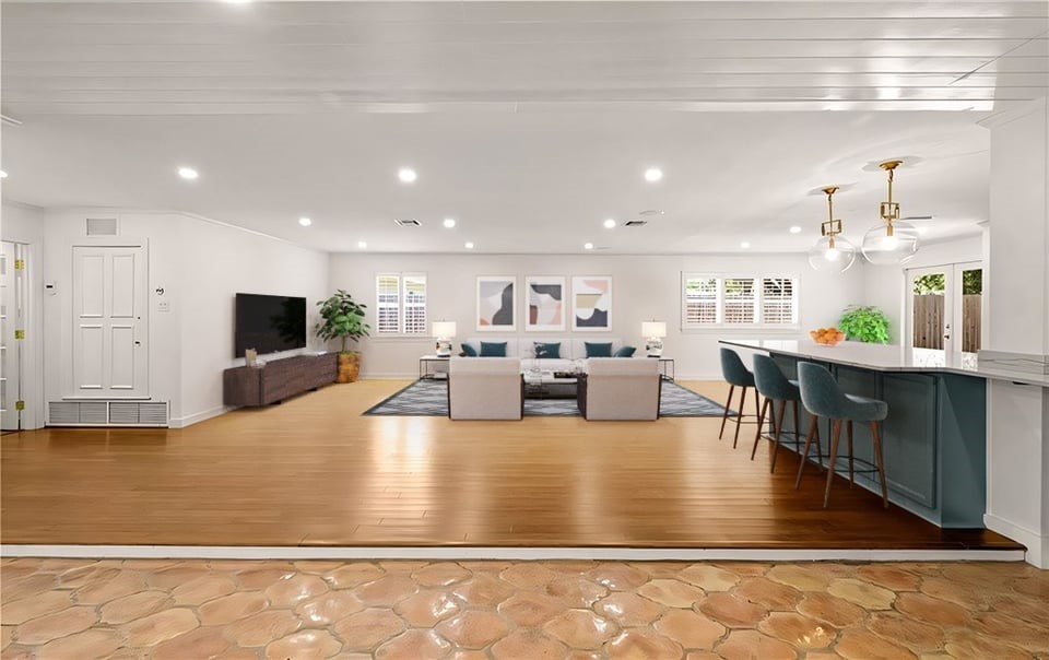 302 Dolphin Place Corpus Christi TX 78411