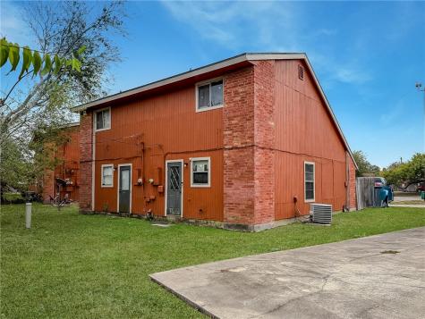 3702 Thornberry Court Corpus Christi TX 78415