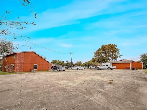 3702 Thornberry Court Corpus Christi TX 78415