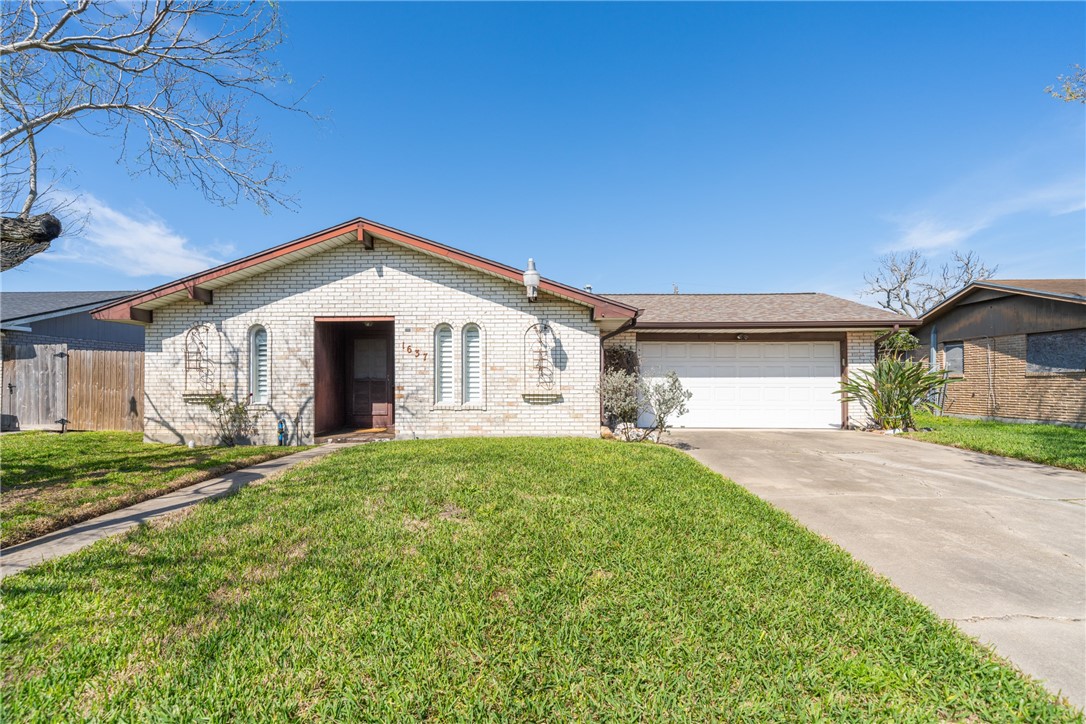 1637 W Manor Drive Corpus Christi TX 78412