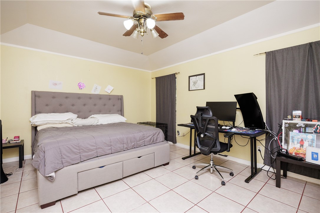 6106 Cheshire Drive Corpus Christi TX 78414