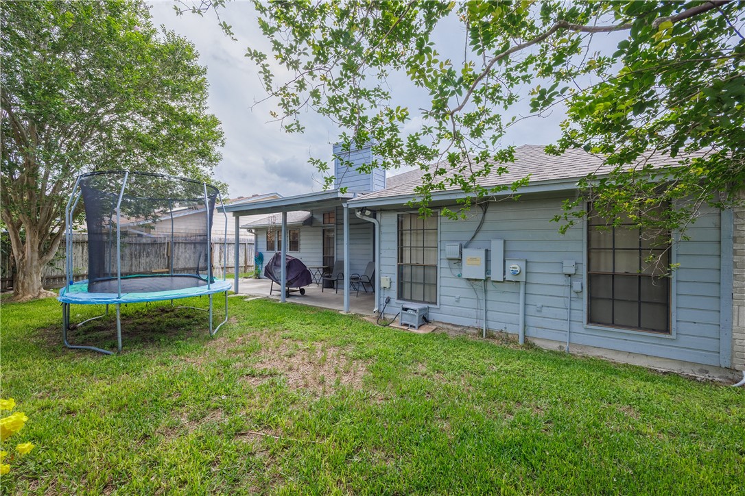 6106 Cheshire Drive Corpus Christi TX 78414