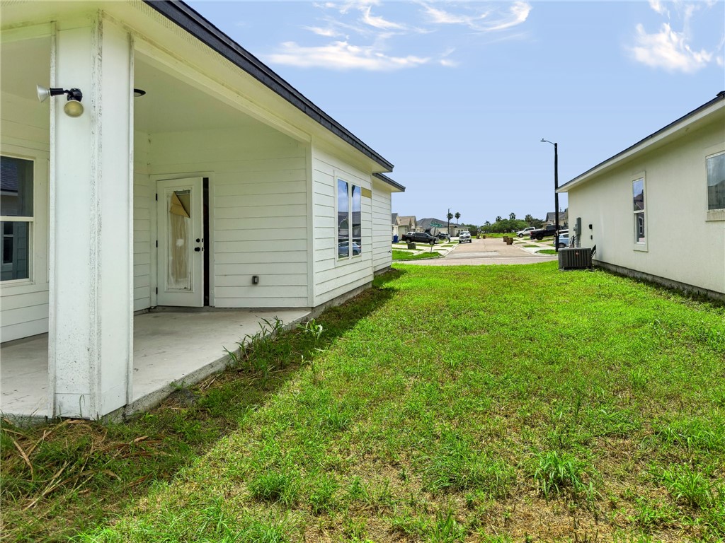 8121 Berenstain Drive Corpus Christi TX 78414
