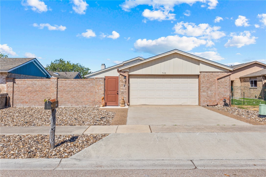 722 Oriole Street Corpus Christi TX 78418