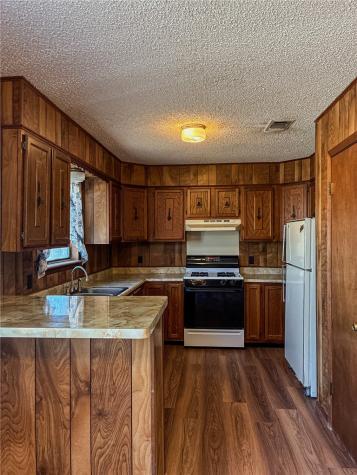 180 Recreation Road 8 Calliham TX 78007