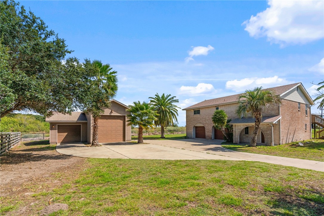 122 Riverdale Drive Corpus Christi TX 78418