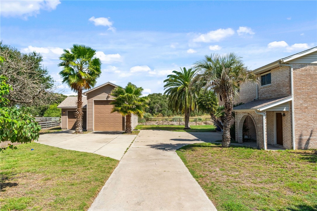 122 Riverdale Drive Corpus Christi TX 78418