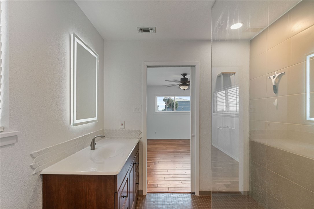 122 Riverdale Drive Corpus Christi TX 78418