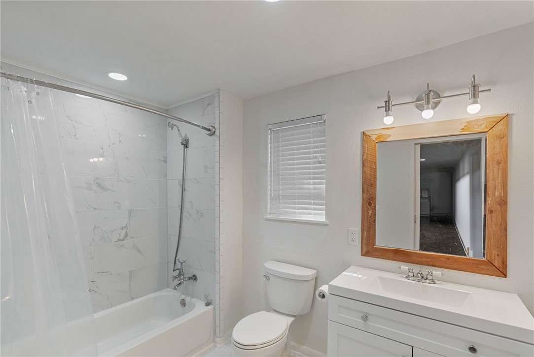 122 Riverdale Drive Corpus Christi TX 78418