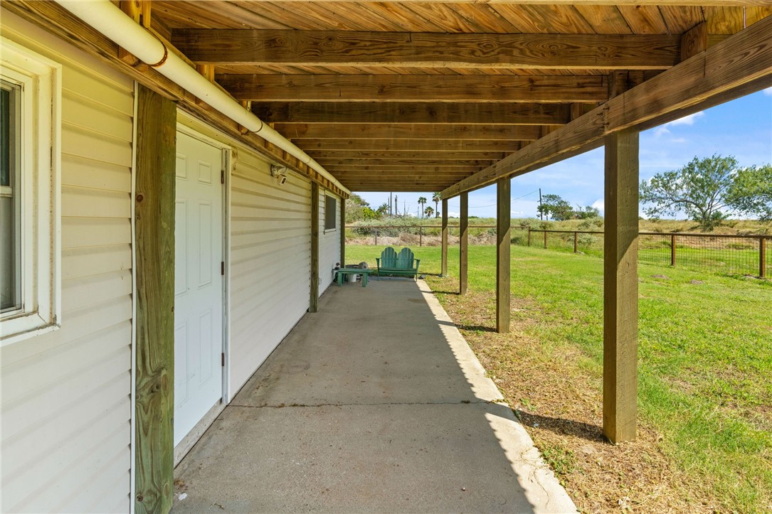 122 Riverdale Drive Corpus Christi TX 78418