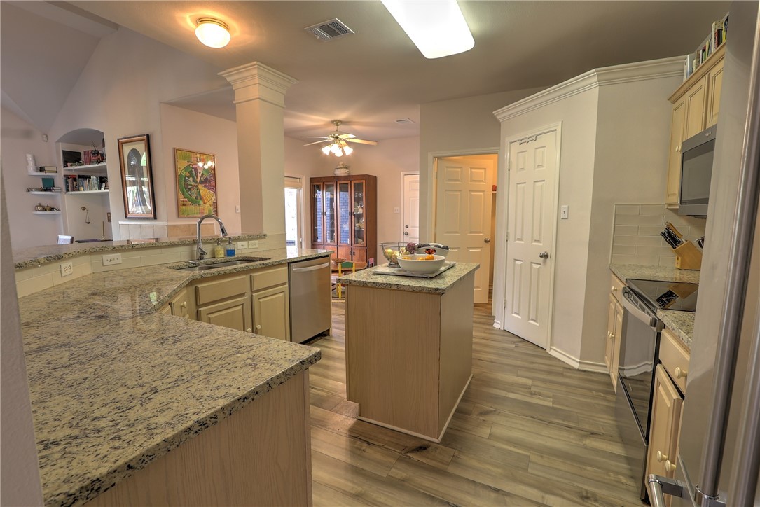 7417 Lake Micala Drive Corpus Christi TX 78413