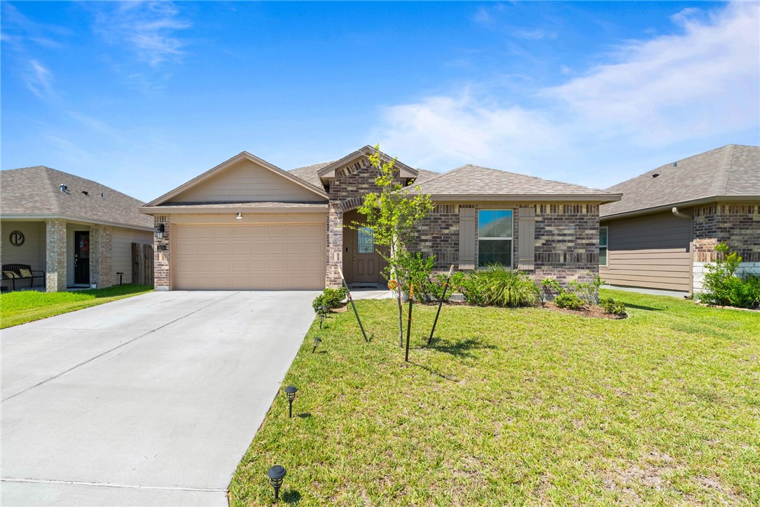 1258 Carnaby Street Corpus Christi TX 78415
