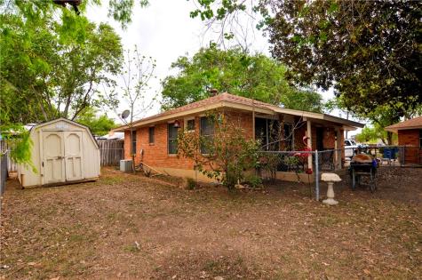 608 F Floresville TX 78114