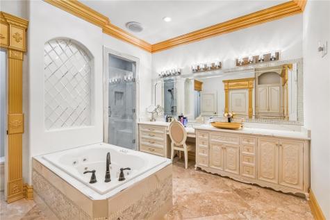 221 W Sage Kingsville TX 78363