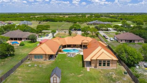 221 W Sage Kingsville TX 78363