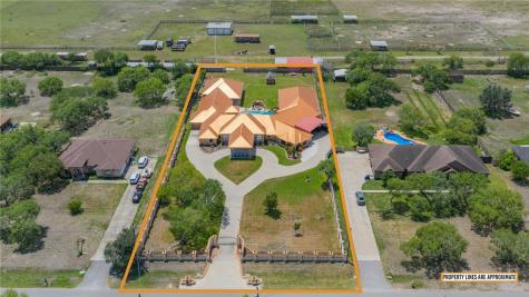 221 W Sage Kingsville TX 78363