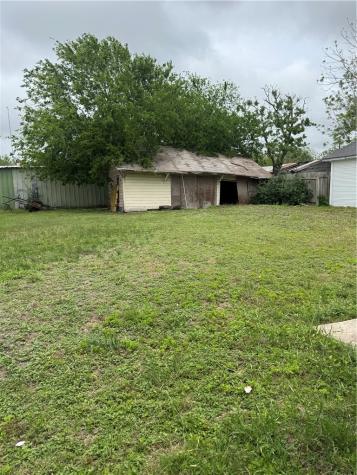 406 Mathis Street Taft TX 78390