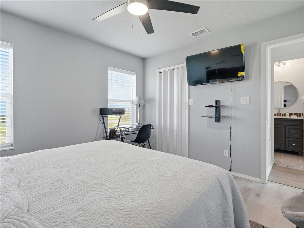 377 W Misty Oak Rockport TX 78382