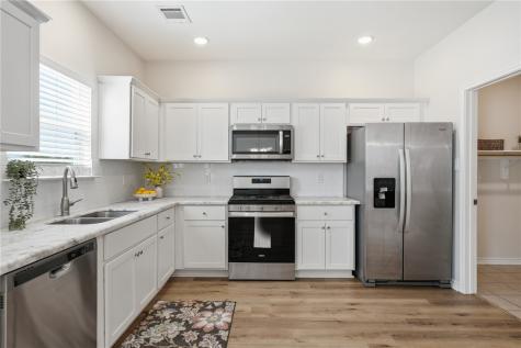 124 Lavaca Creek Rockport TX 78382