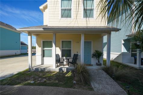 124 Lavaca Creek Rockport TX 78382