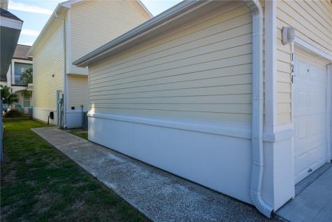 124 Lavaca Creek Rockport TX 78382