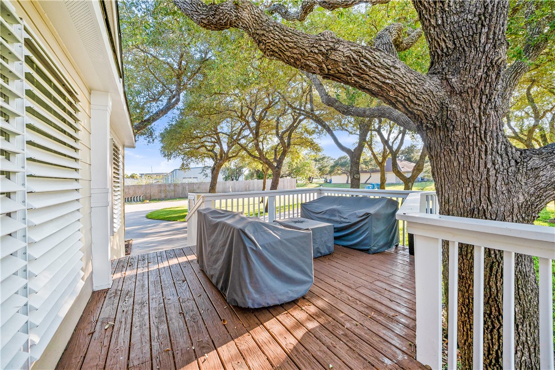 602 Pine Avenue Rockport TX 78382