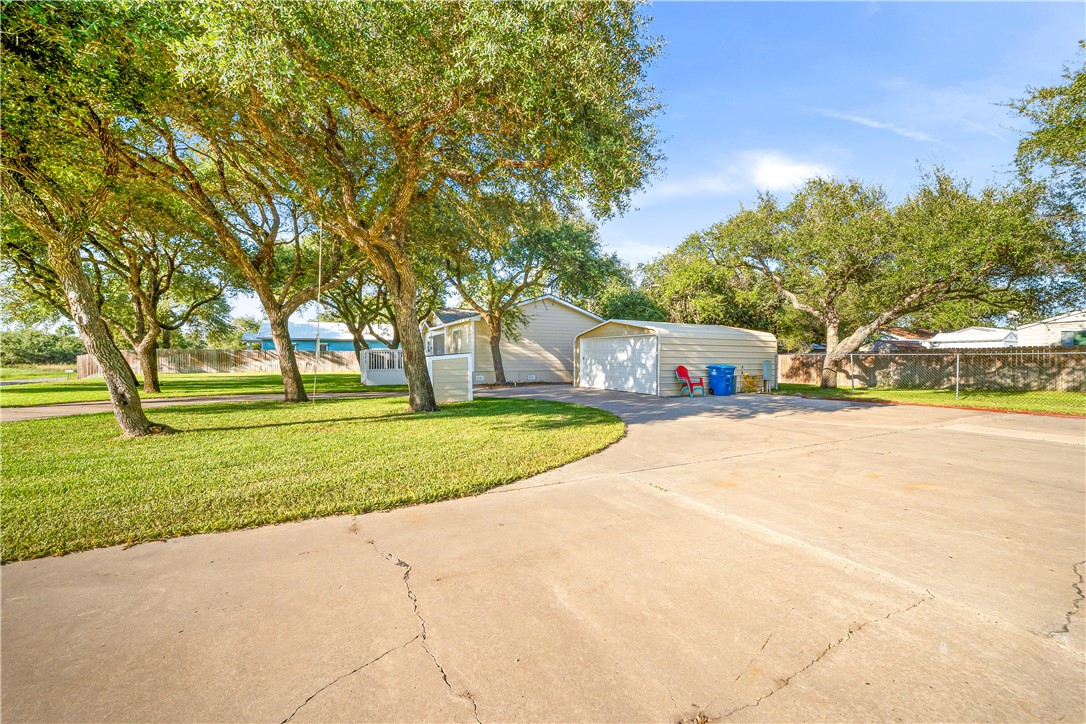 602 Pine Avenue Rockport TX 78382