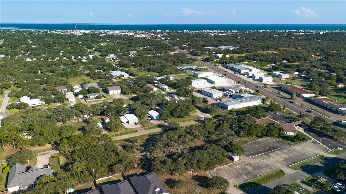602 Pine Avenue Rockport TX 78382